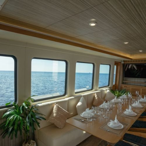 Sunset Paradise Tour - Luxury Boat Charters THE ORIGIN YACHT- High Resolution 1920x1080 8